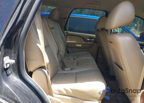 2011 Chevrolet Tahoe Lt z USA, uszkodzony, nr VIN 1GNSKBE05BR135651